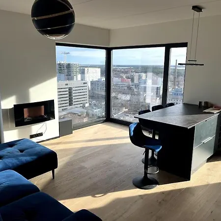 Διαμέρισμα Exclusive Penthouse On 18th Floor!