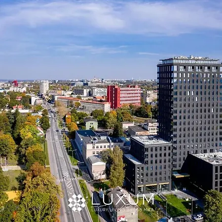 Exclusive Penthouse On 18th Floor! Διαμέρισμα *