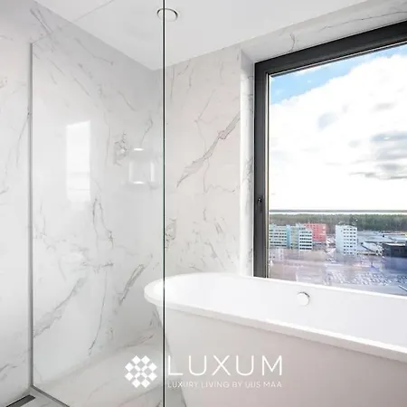 Exclusive Penthouse On 18th Floor! Διαμέρισμα *